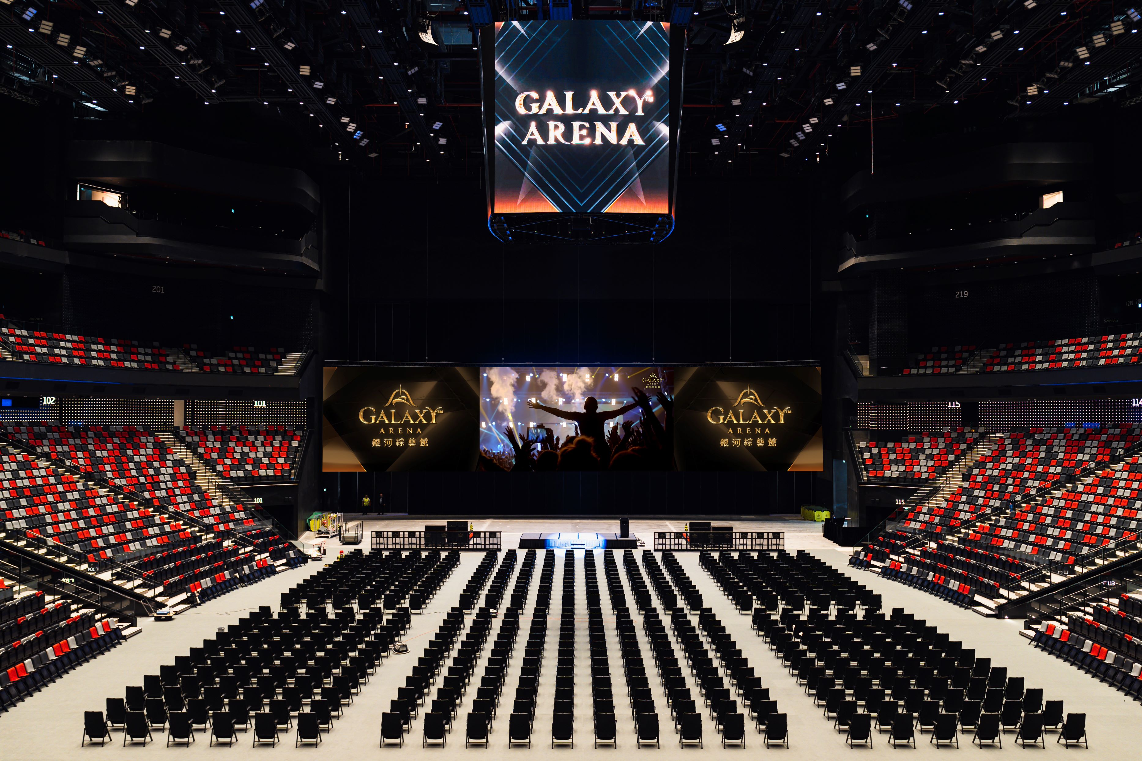 在「澳門銀河」多个顶级表演场所,欣赏来自世界各地明星的精彩表演,在欢快的气氛中迎来好运。